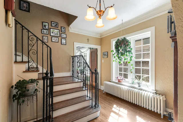 $875,900 | 10337 South Hamilton Avenue, Chicago, IL 60643