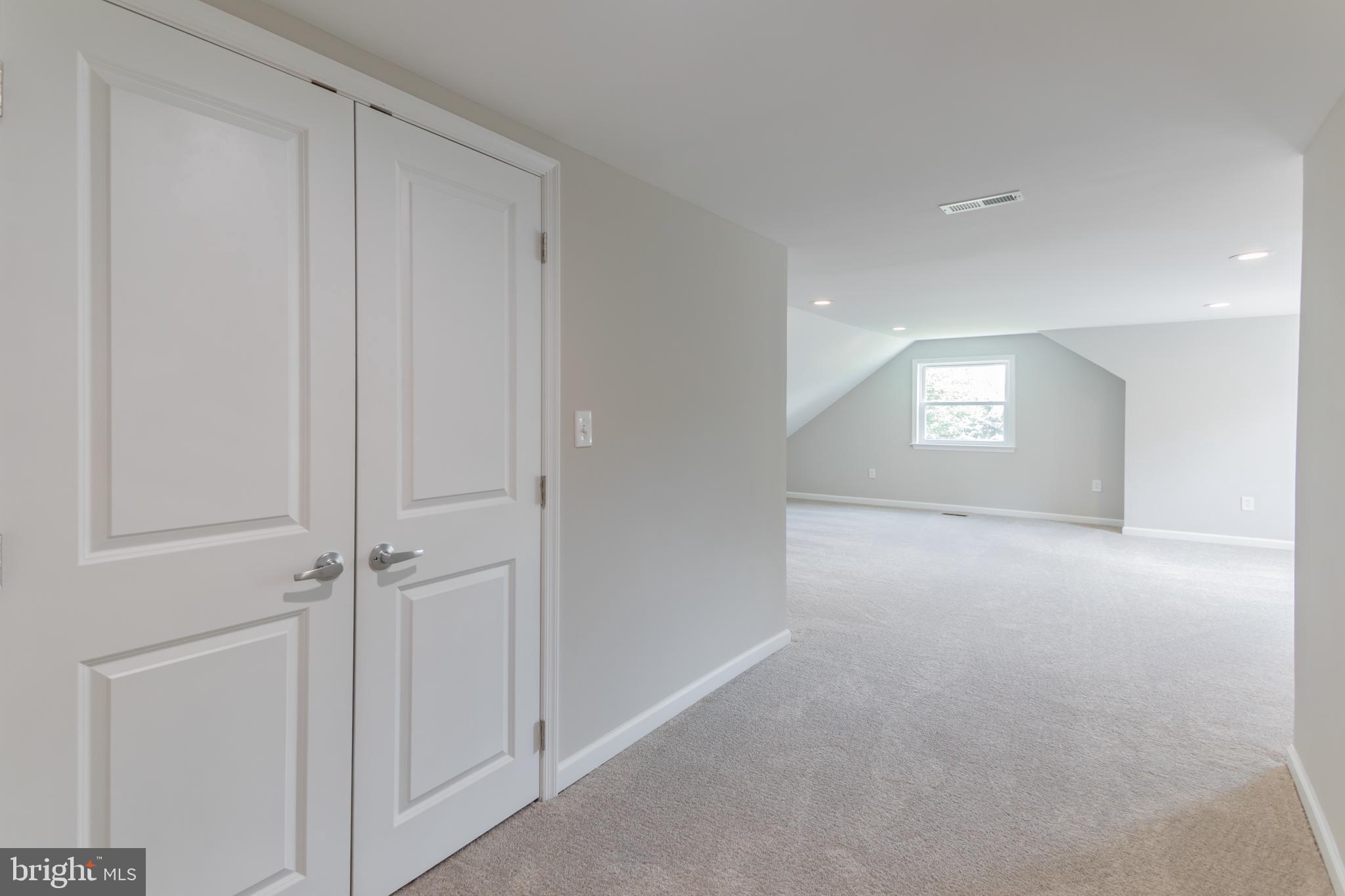 715 Rambler Road Warminster, PA 18974 - Photo 22 of 30 Gallery Image 22