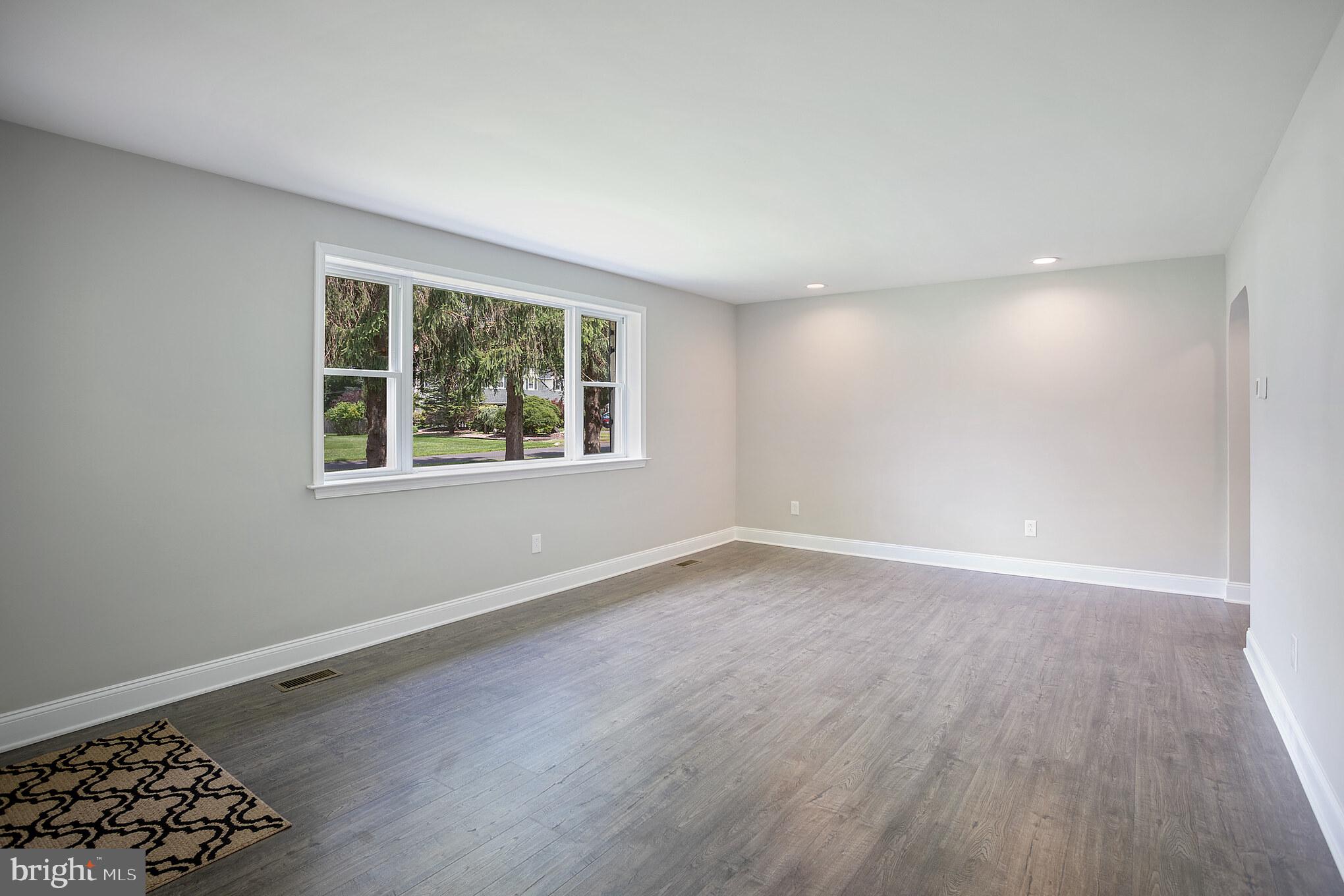 715 Rambler Road Warminster, PA 18974 - Photo 4 of 30 Gallery Image 4