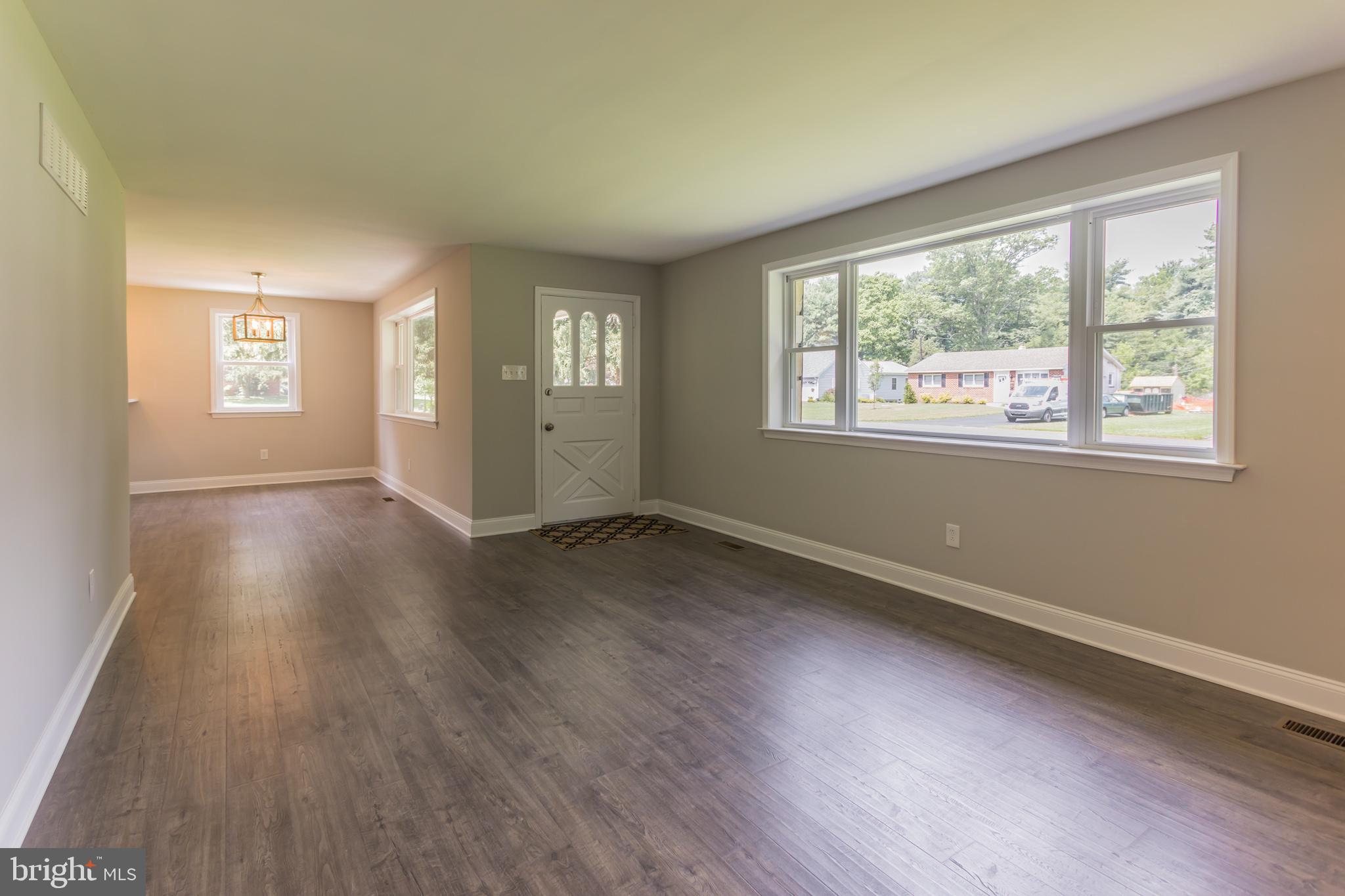 715 Rambler Road Warminster, PA 18974 - Photo 5 of 30 Gallery Image 5