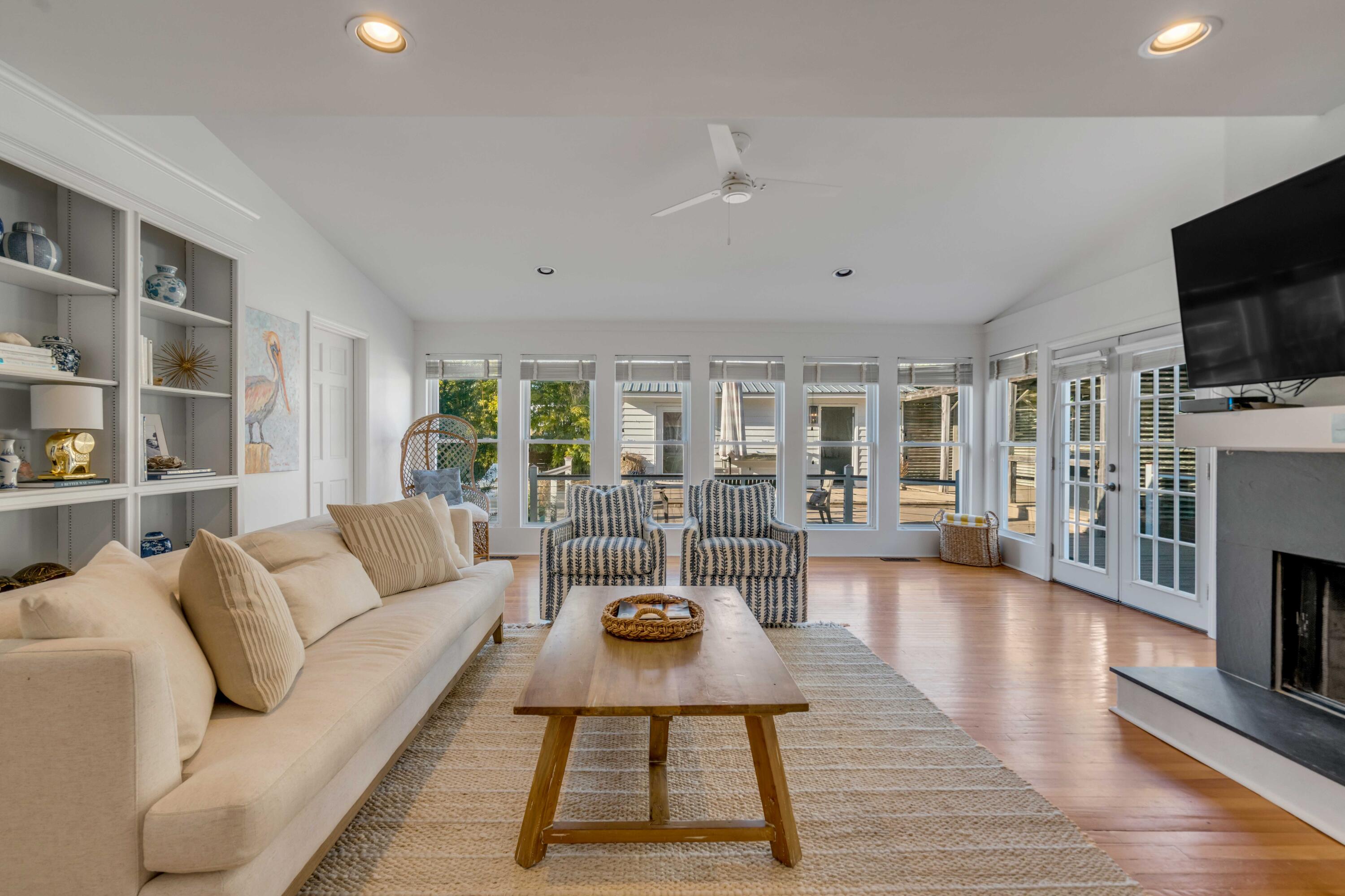 2201 Palm Boulevard Isle of Palms, SC 29451 - Photo 17 of 52 2201 Palm Blvd