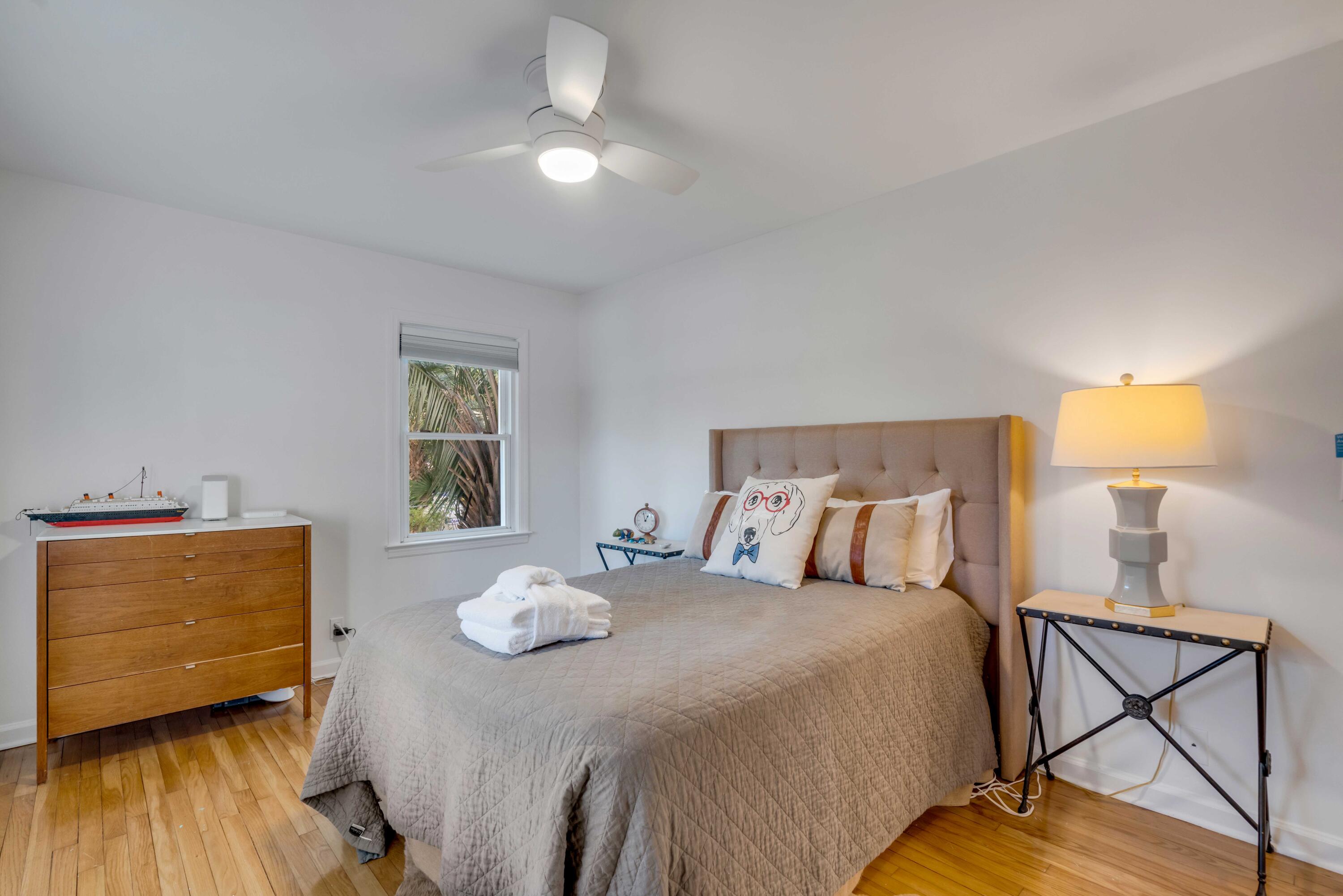 2201 Palm Boulevard Isle of Palms, SC 29451 - Photo 20 of 52 Downstairs Bedroom 1