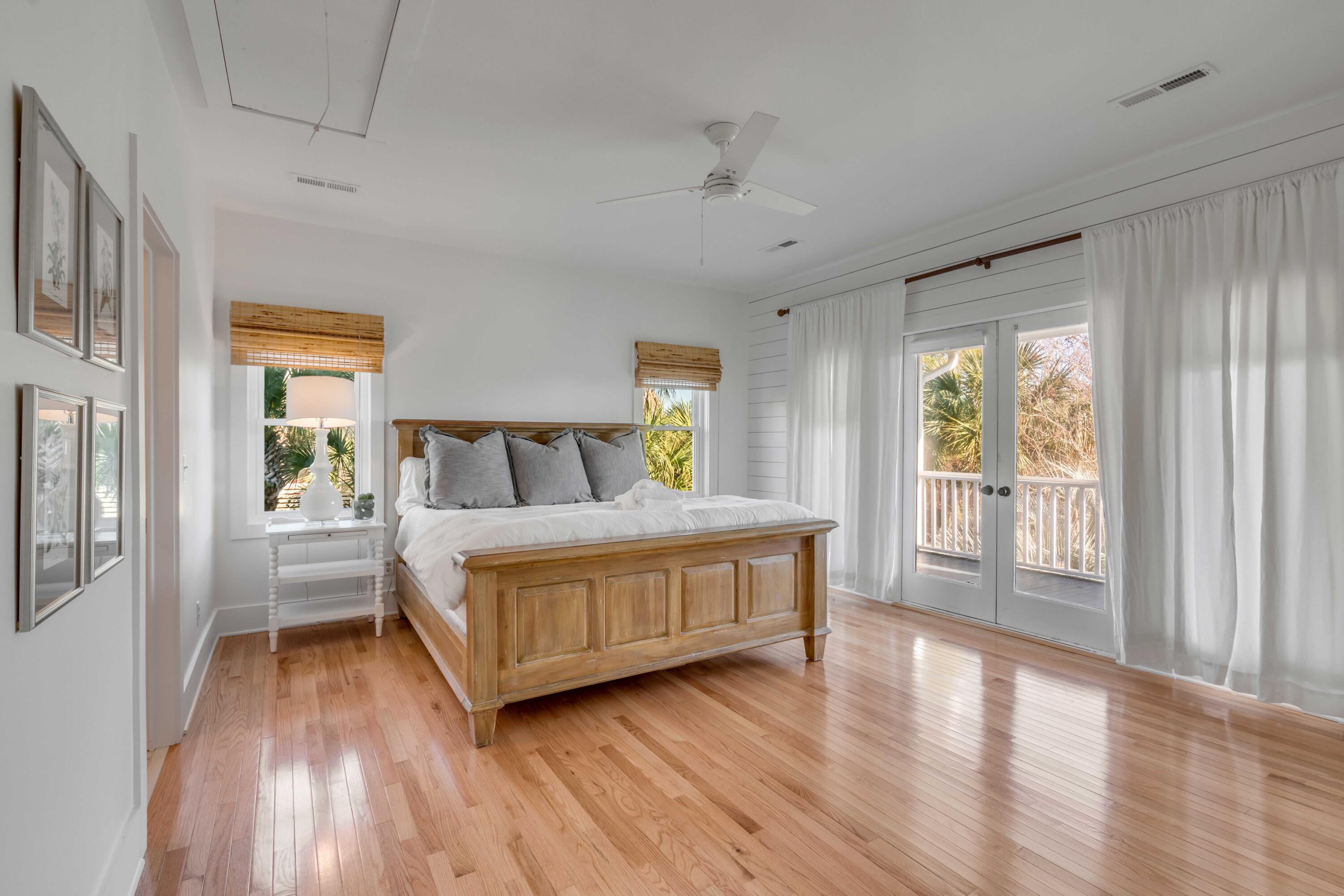 2201 Palm Boulevard Isle of Palms, SC 29451 - Photo 28 of 52 Upstairs Bedroom 3