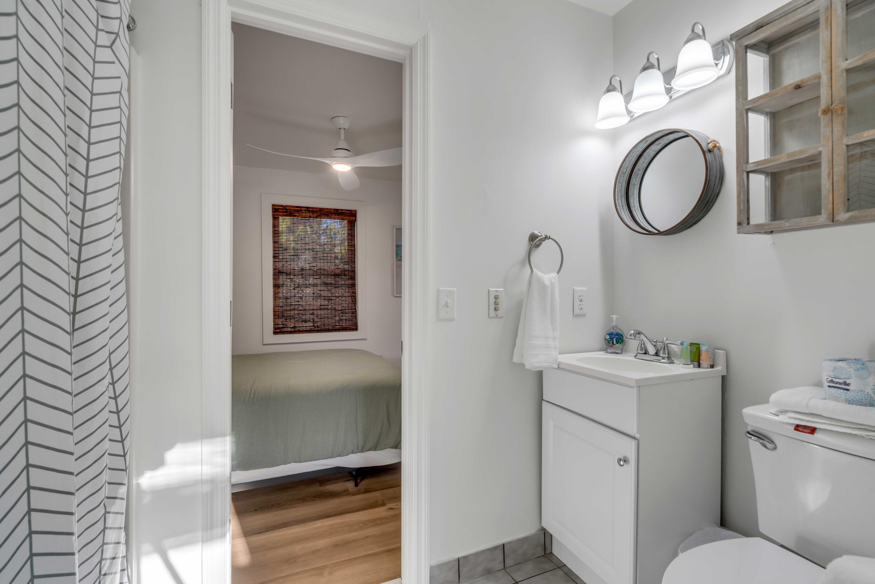 2201 Palm Boulevard Isle of Palms, SC 29451 - Photo 45 of 52 Guest Bathroom