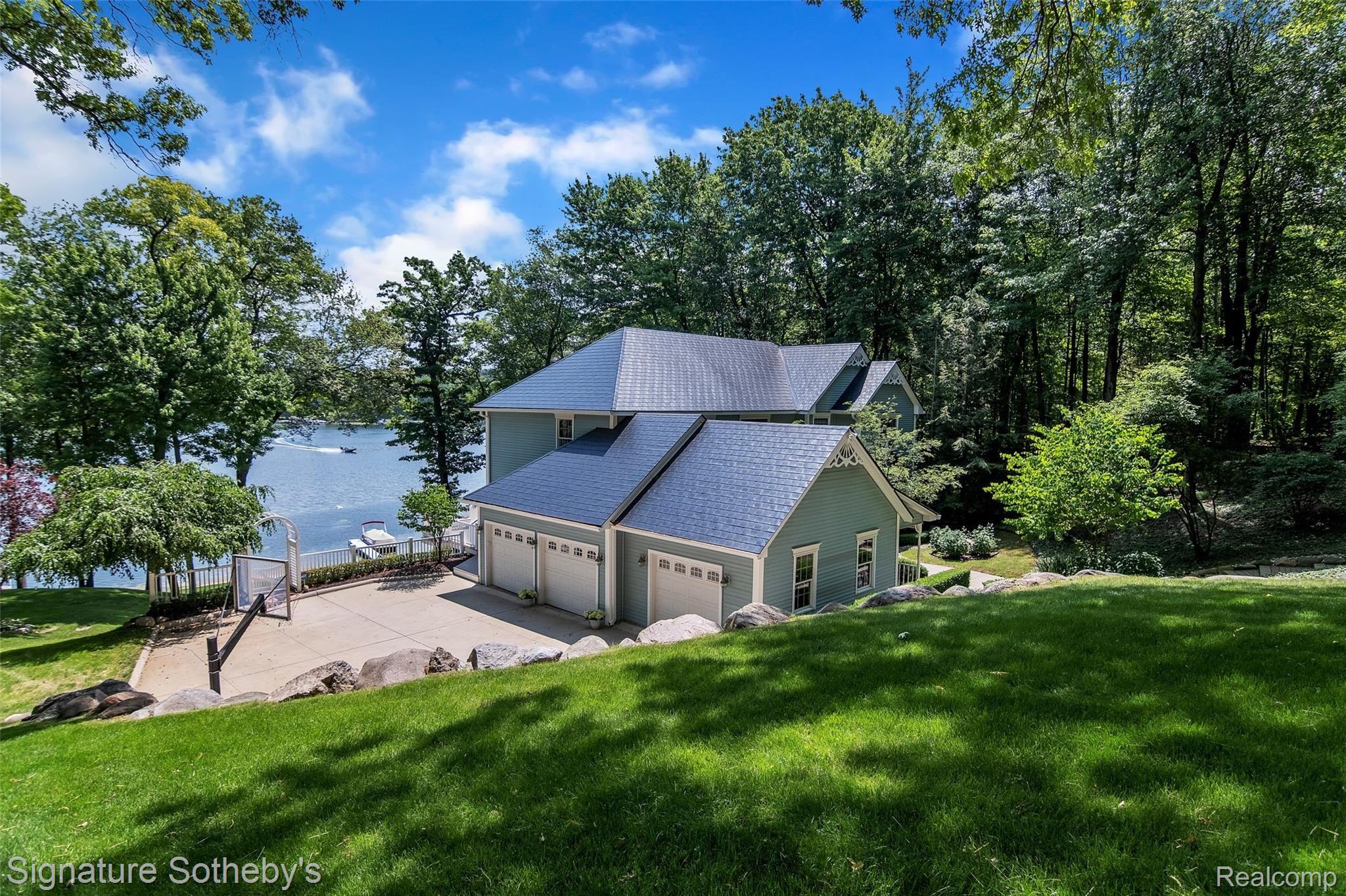 8810 Tipsico Lake Road Holly, MI 48442 - Photo 66 of 66 01DFF226-874C-4DB3-B254-74D1CB217292.jpeg
