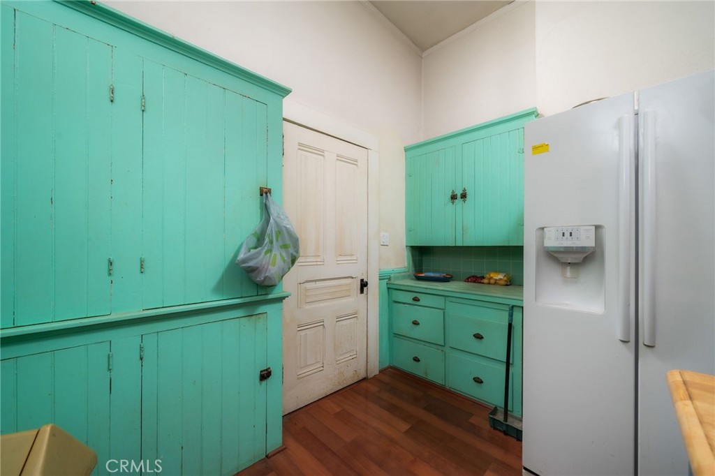 698 Terrace Road San Bernardino, CA 92410 - Photo 16 of 57