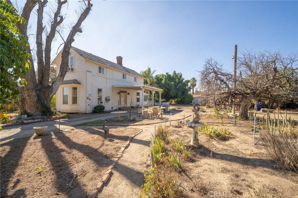 698 Terrace Road San Bernardino, CA 92410 - Photo 24 of 57