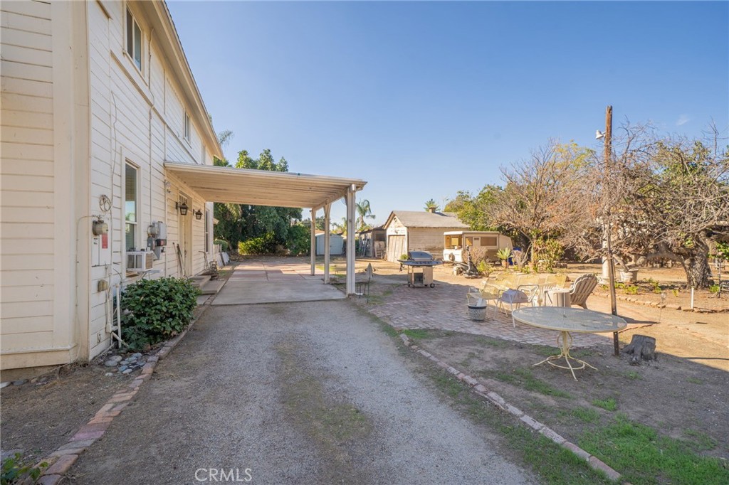 698 Terrace Road San Bernardino, CA 92410 - Photo 27 of 57