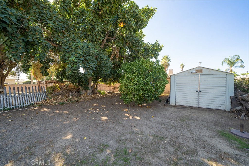 698 Terrace Road San Bernardino, CA 92410 - Photo 33 of 57