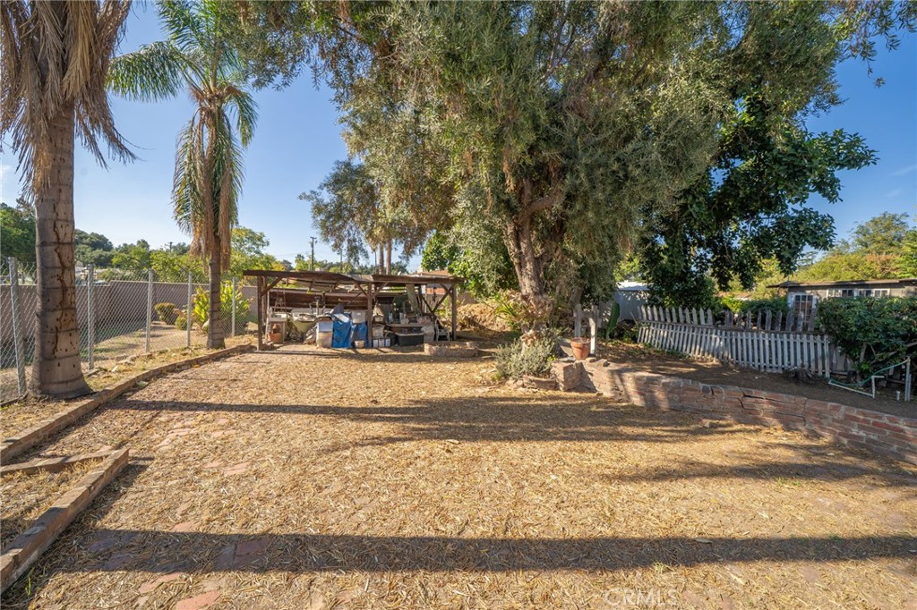 698 Terrace Road San Bernardino, CA 92410 - Photo 37 of 57