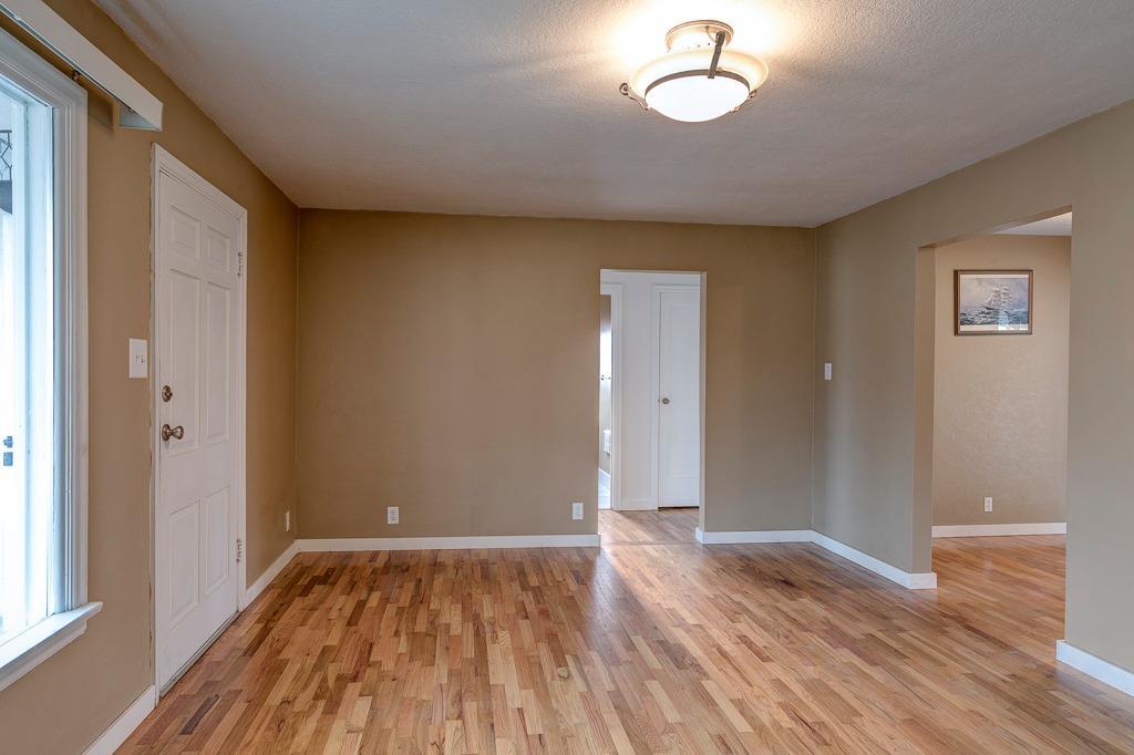 1939 Roberts Road Medford, OR 97504 - Photo 9 of 27 Additional Photo