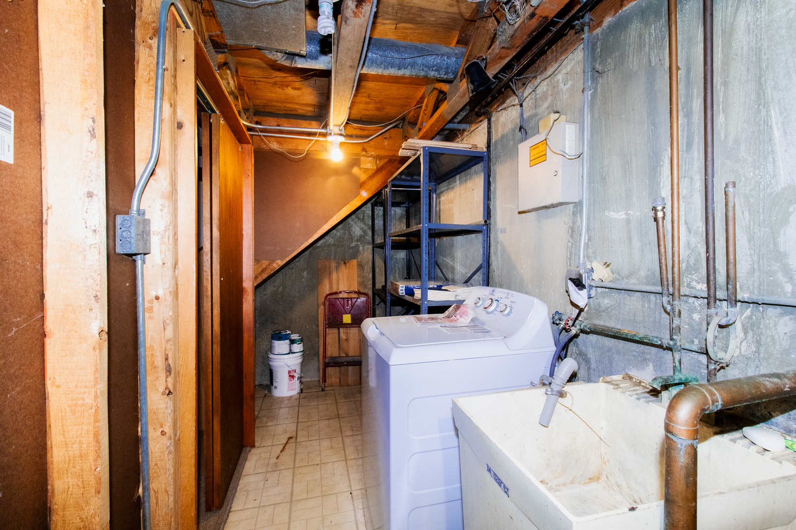 902 South May Street, Unit D Chicago, IL 60607 - Photo 23 of 24 a utility room with dryer and washer