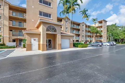 $199,000 | 12547 Imperial Isle Drive, Unit 208, Boynton Beach, FL 33437