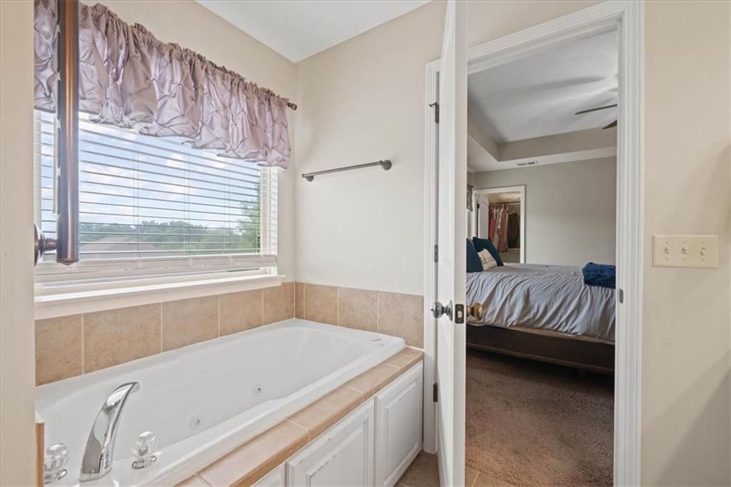 1304 Ashdown Circle Raymore, MO 64083 - Photo 22 of 38