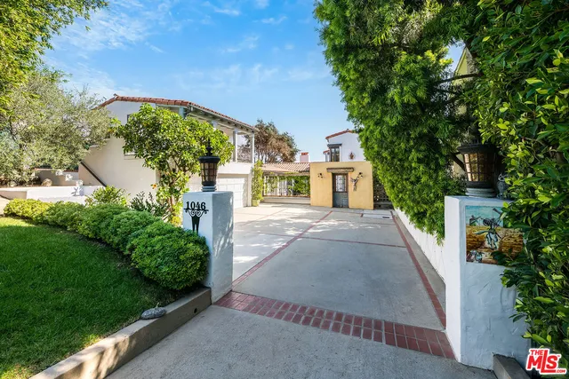 $5,750,000 | 1046 Chautauqua Boulevard, Pacific Palisades, CA 90272
