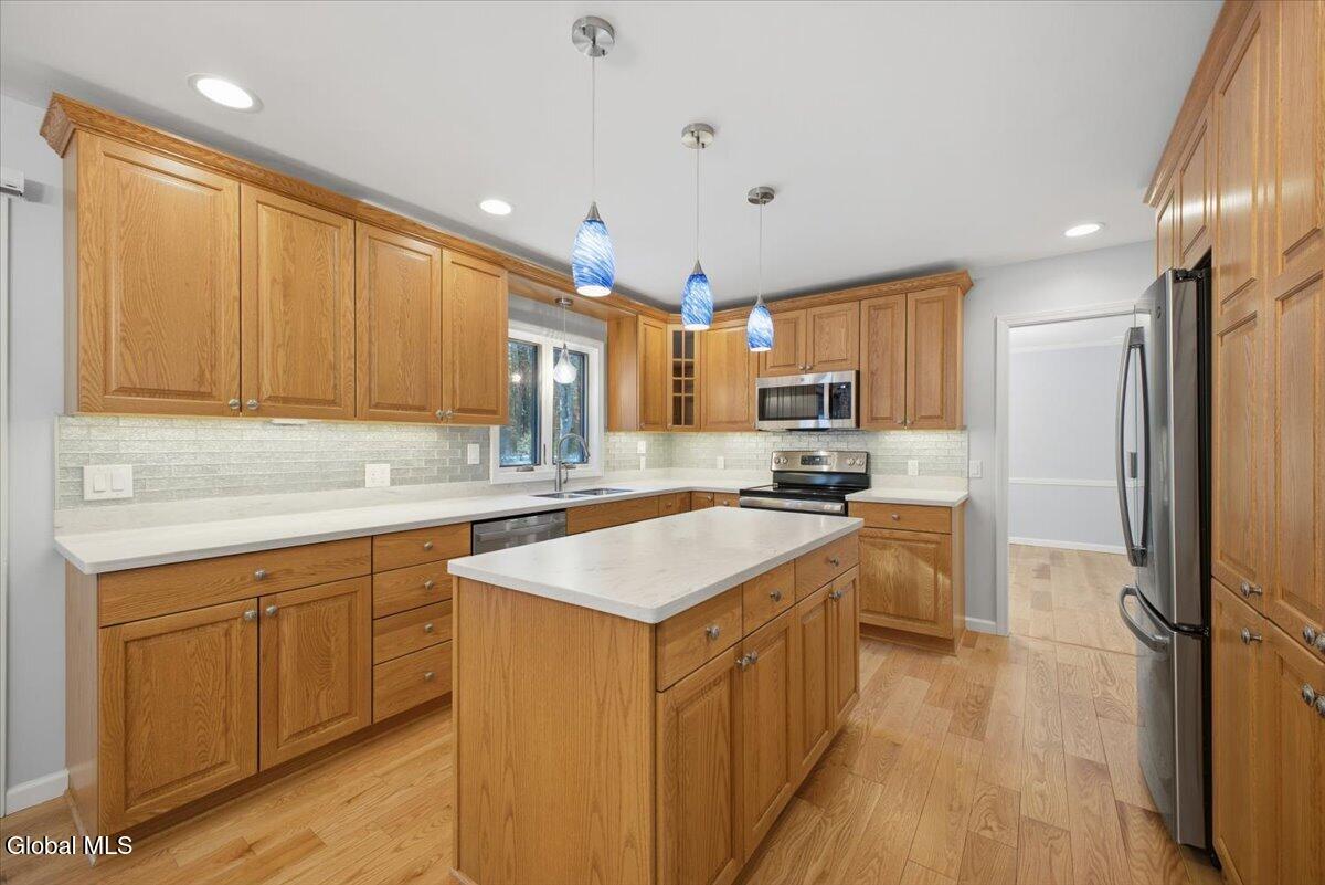 23 Revere Road Queensbury, NY 12804 - Photo 3 of 85 024-IMG_7027