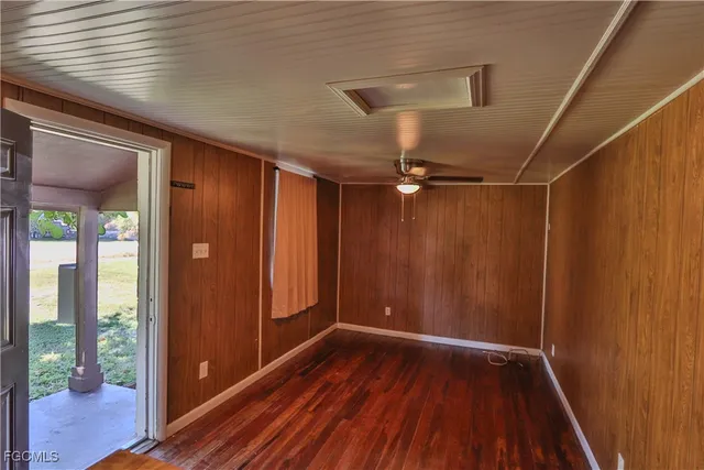 wooden floor in an empty room