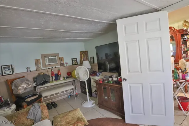 a view of a storage & utility room