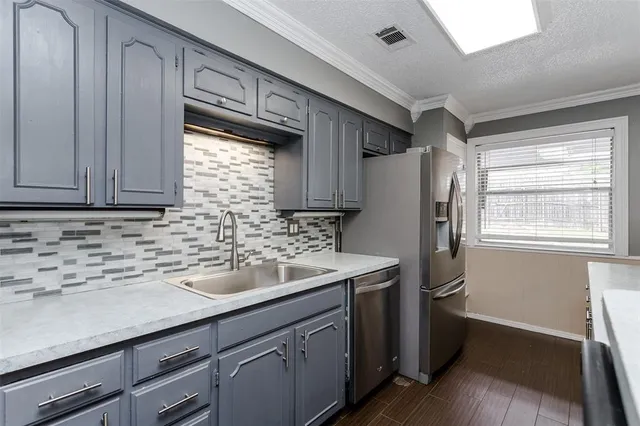 $2,500 | 2517 Rosewood Drive, Mesquite, TX 75150