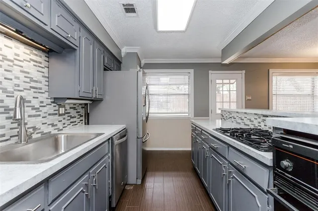 $2,500 | 2517 Rosewood Drive, Mesquite, TX 75150