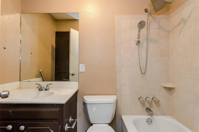 $2,500 | 2517 Rosewood Drive, Mesquite, TX 75150