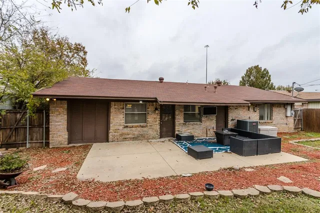 $2,500 | 2517 Rosewood Drive, Mesquite, TX 75150