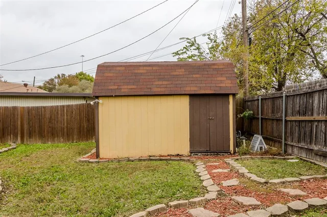 $2,500 | 2517 Rosewood Drive, Mesquite, TX 75150