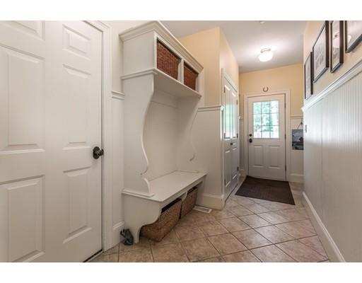 28 Redington Road Needham, MA 02492 - Photo 16 of 33