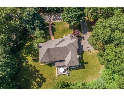 28 Redington Road Needham, MA 02492 - Photo 3 of 33