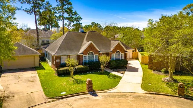 a view of a house with swimming pool