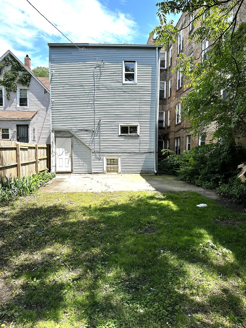 7142 South Lowe Avenue Chicago, IL 60621 - Photo 2 of 2