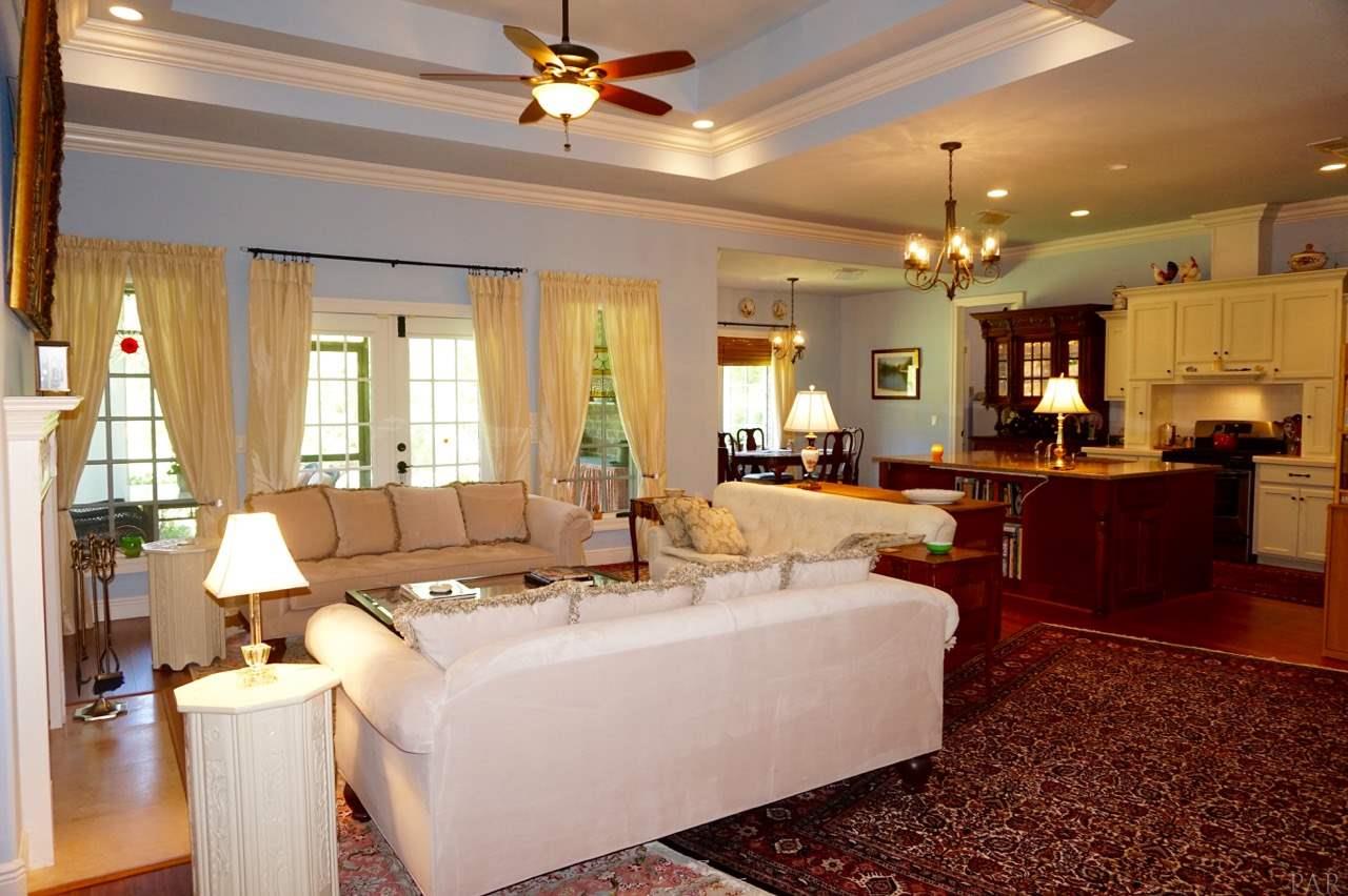 2292 Valley Road Navarre, FL 32566 - Photo 2 of 50 Gallery Image 2