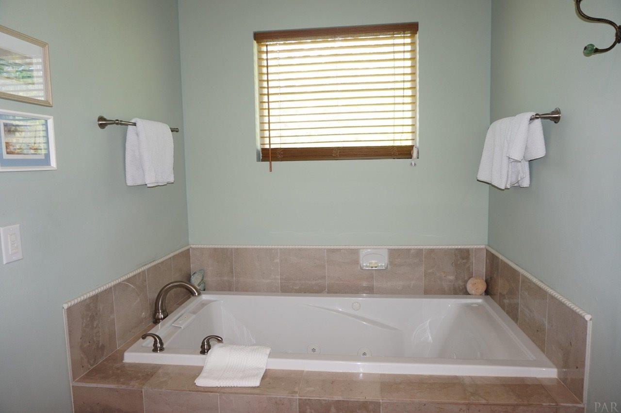 2292 Valley Road Navarre, FL 32566 - Photo 22 of 50 Gallery Image 22