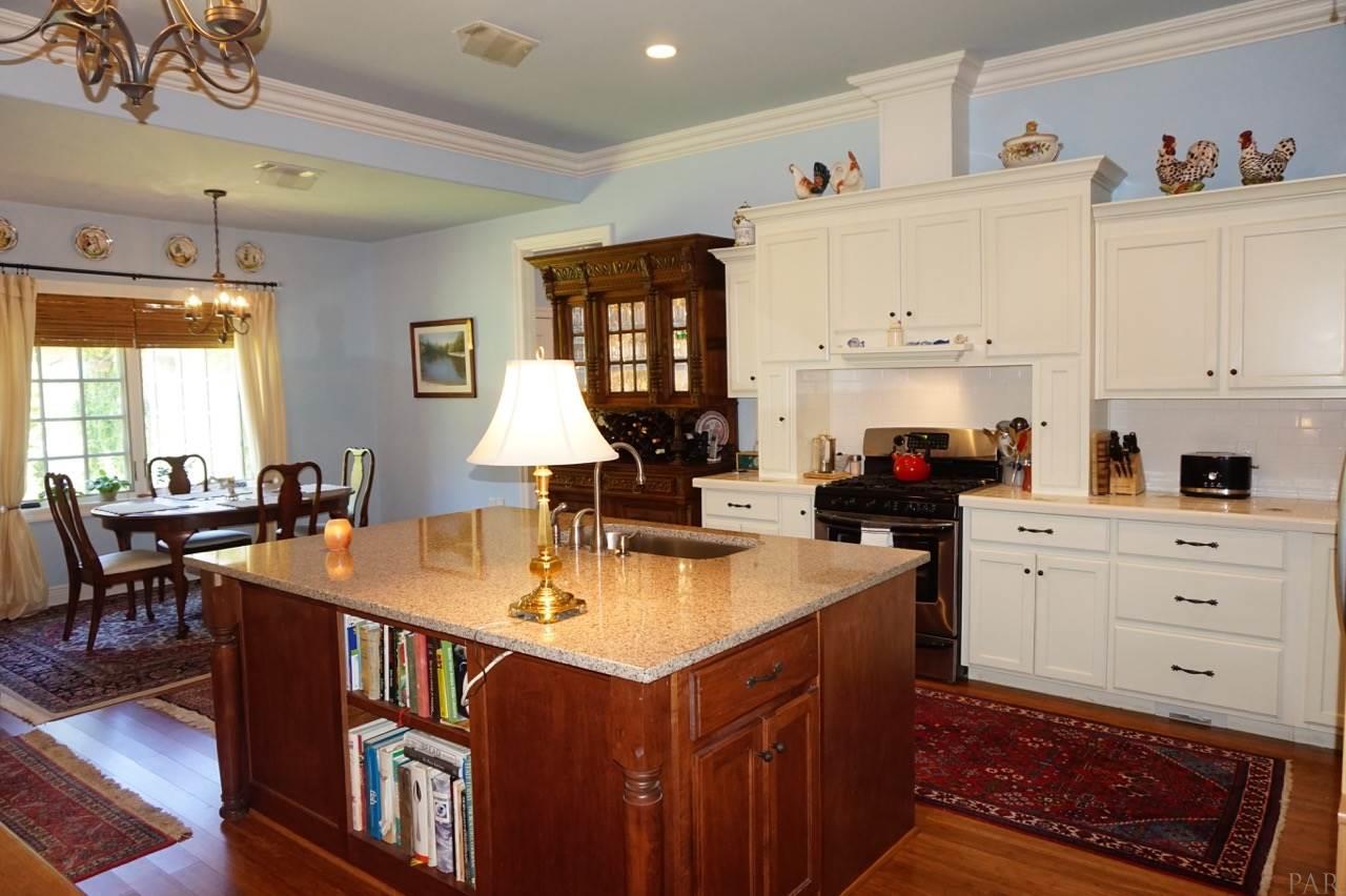 2292 Valley Road Navarre, FL 32566 - Photo 4 of 50 Gallery Image 4