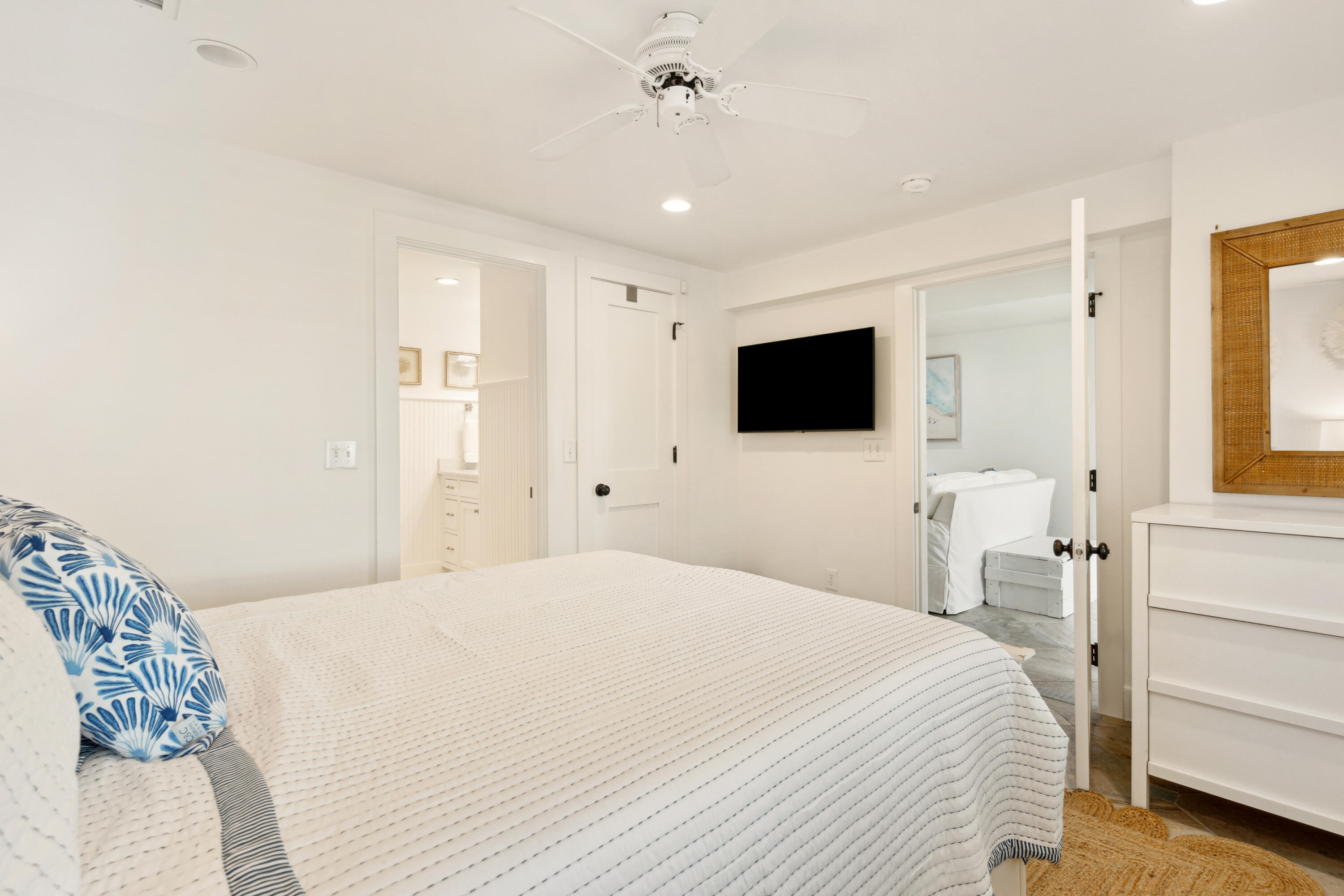 603 East Arctic Avenue Folly Beach, SC 29439 - Photo 45 of 80 603EastArcticAve-KeenEyeMarketing-028 (1