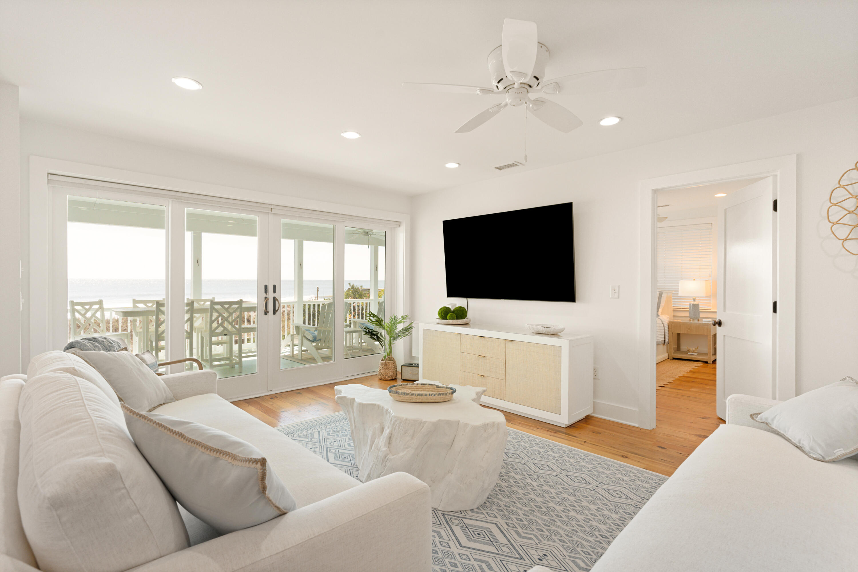 603 East Arctic Avenue Folly Beach, SC 29439 - Photo 7 of 80 603EastArcticAve-KeenEyeMarketing-012 (1
