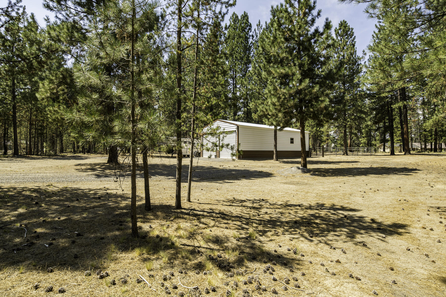 15730 Jackpine Road La Pine, OR 97739 - Photo 37 of 43 a street view with residential houses