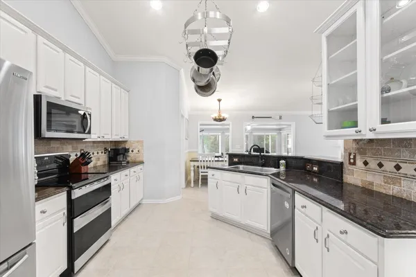 $2,300 | 2136 Wood Stork Avenue, St. Augustine, FL 32084