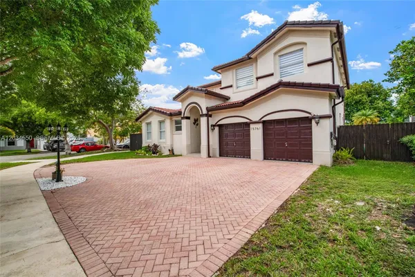 $1,225,000 | 15761 Southwest 59th Terrace, Miami, FL 33193