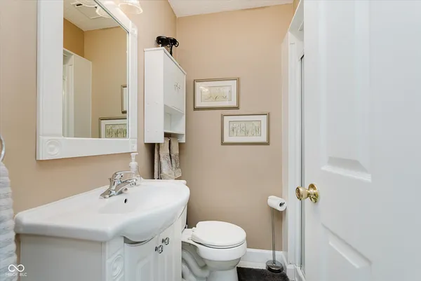 $559,900 | 140 Wiley Street, Cicero, IN 46034