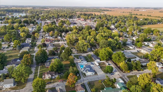 $559,900 | 140 Wiley Street, Cicero, IN 46034