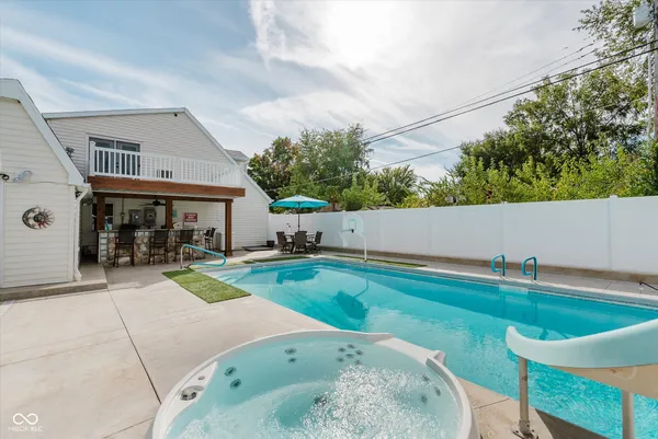 $559,900 | 140 Wiley Street, Cicero, IN 46034