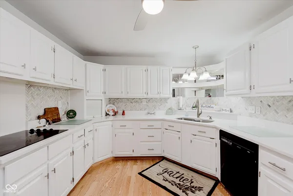 $559,900 | 140 Wiley Street, Cicero, IN 46034