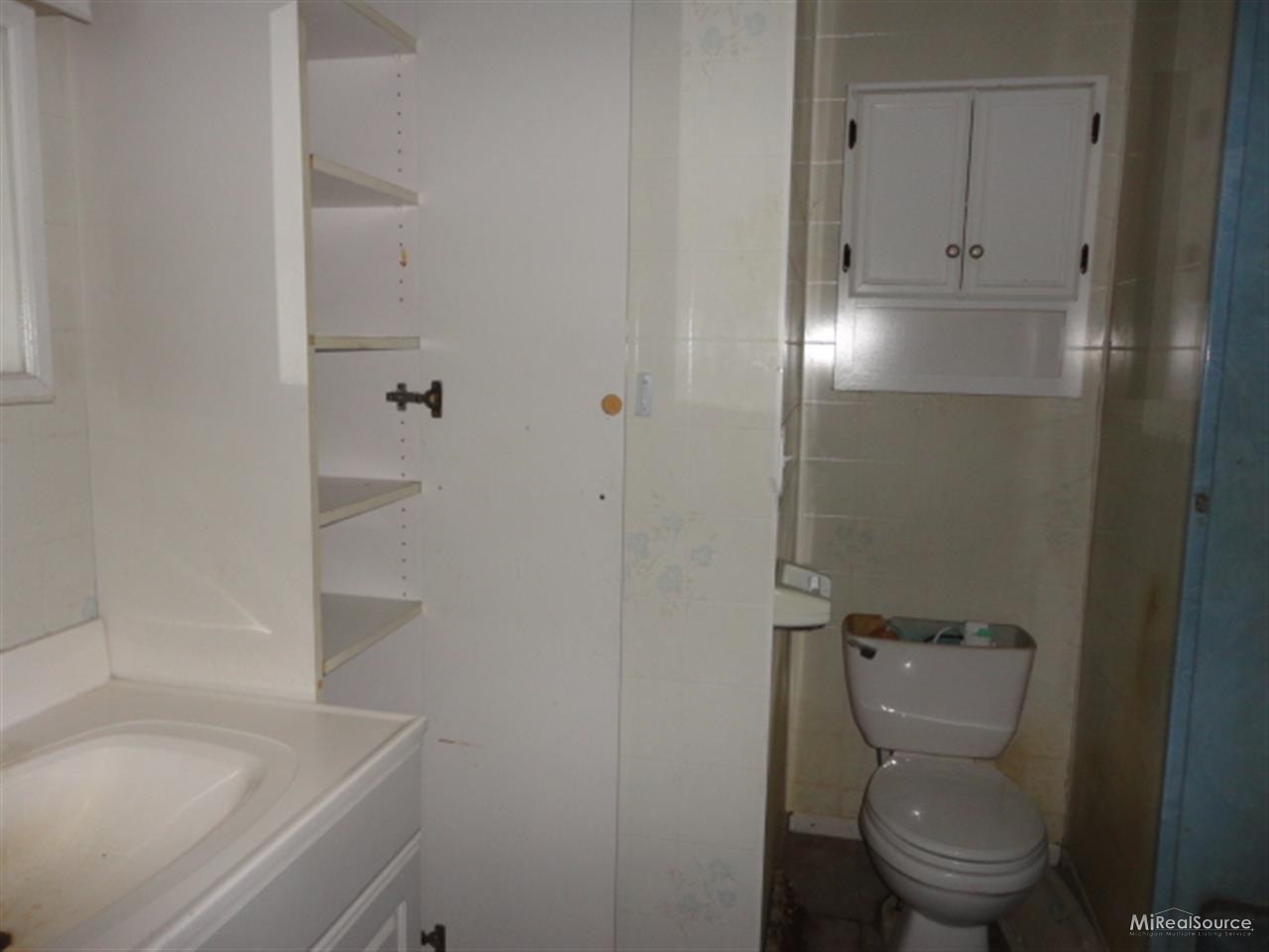 9880 Bryce Road Avoca, MI 48006 - Photo 18 of 20 31161319-17.JPG