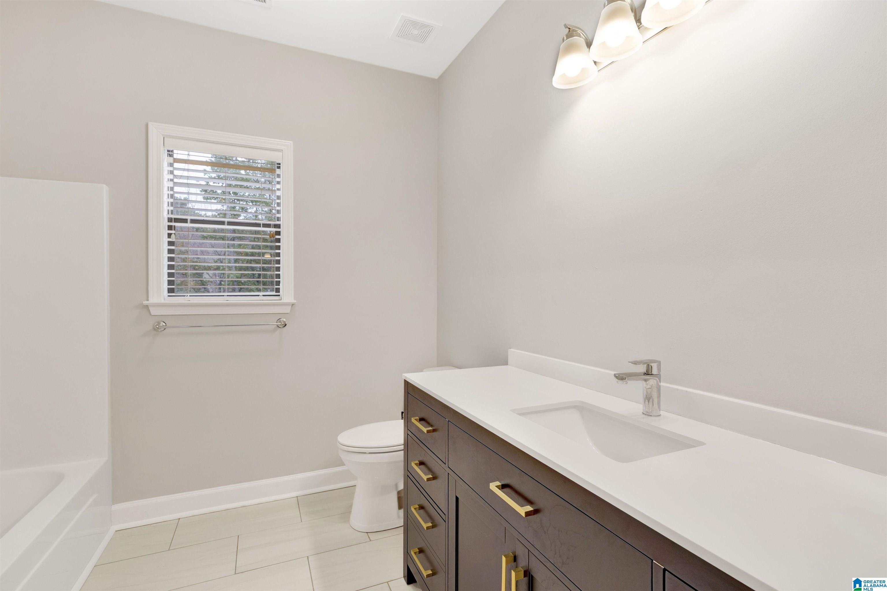 139 Thoroughbred Lane Alabaster, AL 35007 - Photo 13 of 29