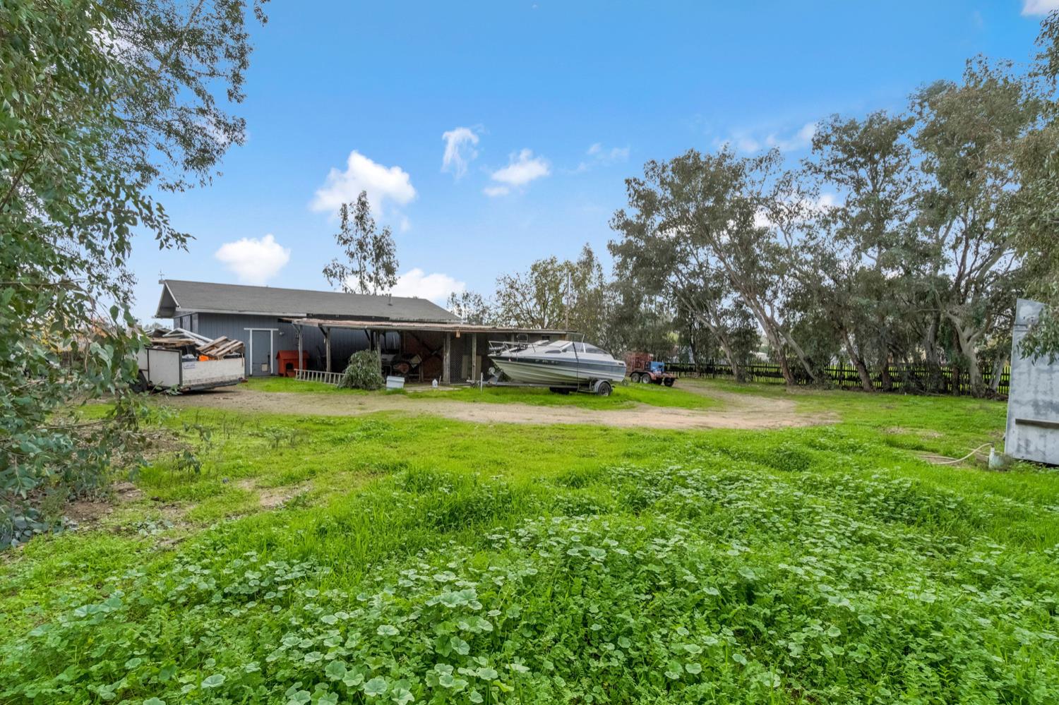 17810 Road 26 Madera, CA 93638 - Photo 33 of 39 a view of a house with a yard