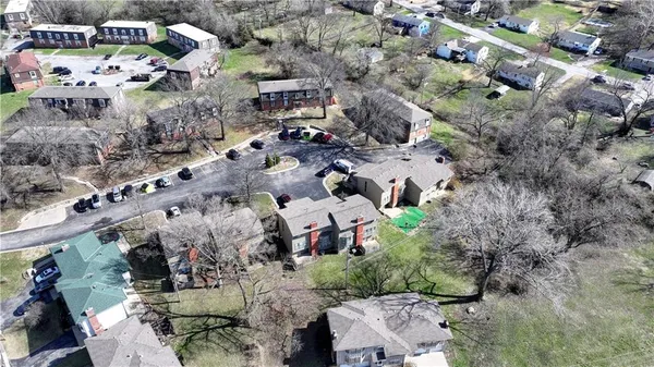 $2,450,000 | 8627 Countryshire Lane, Kansas City, MO 64138