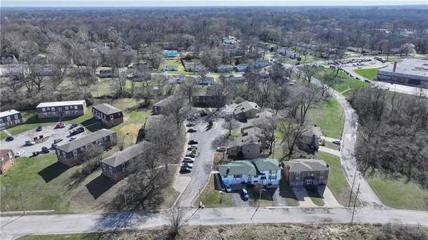 $2,450,000 | 8627 Countryshire Lane, Kansas City, MO 64138