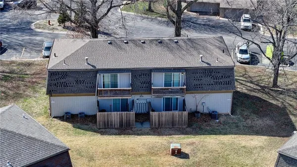 $2,450,000 | 8627 Countryshire Lane, Kansas City, MO 64138