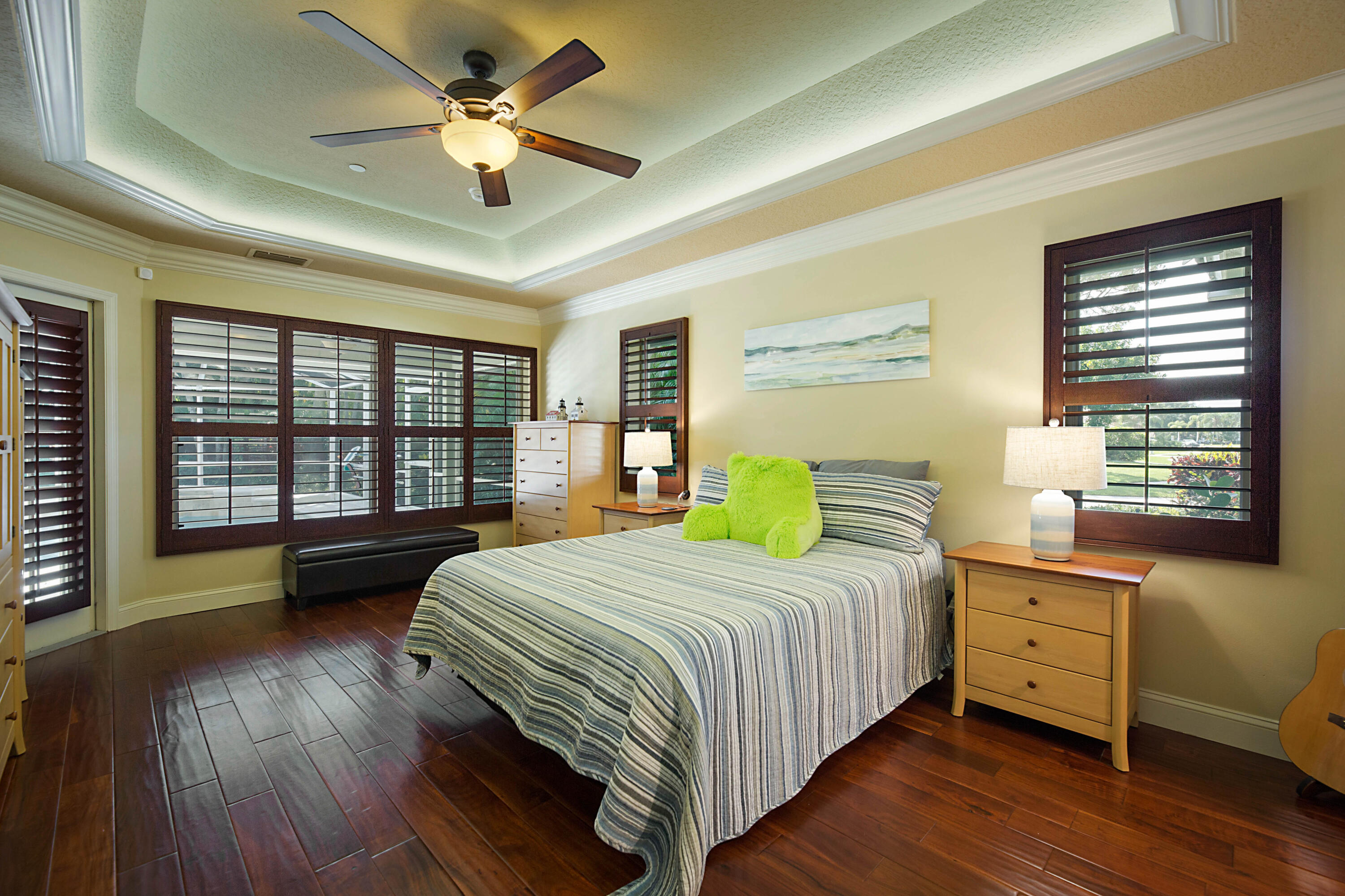231 Longshore Drive Jupiter, FL 33458 - Photo 22 of 39 Primary Bedroom